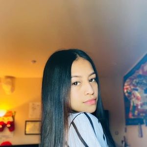 Meet your Posher, Paulina